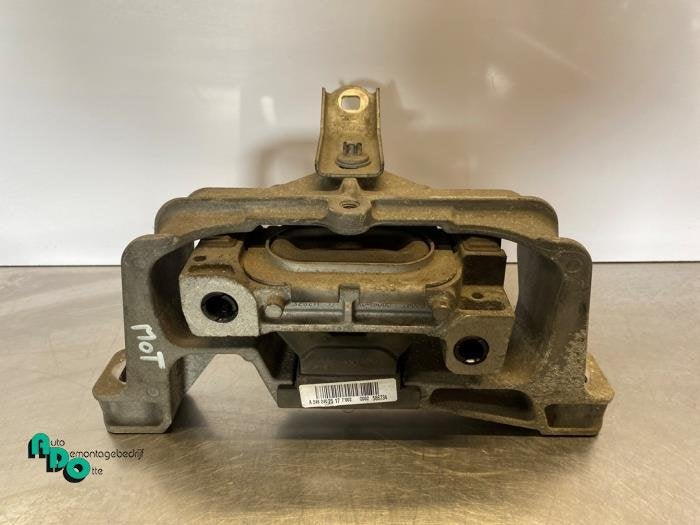 Support moteur d'un Mercedes A-Klasse (A-Klasse 12-), Autos : Pièces & Accessoires, 3 mois de garantie, Utilisé, -, -