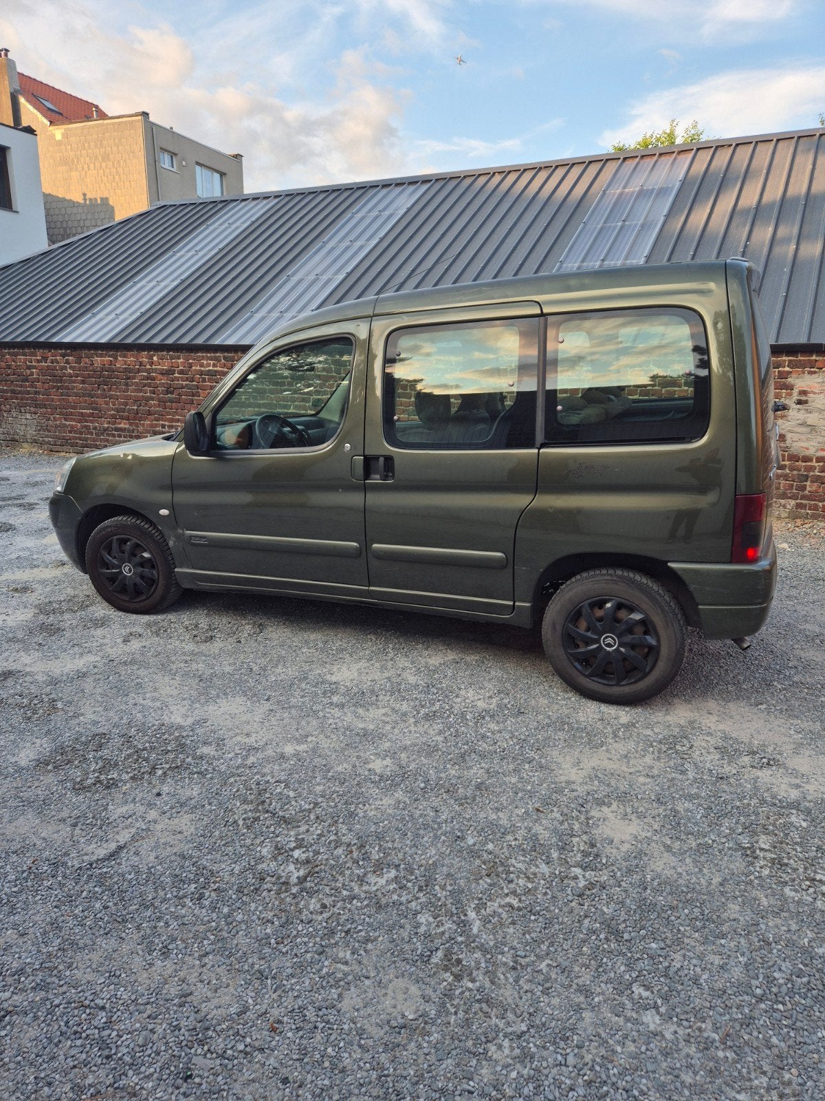 Citroën Berlingo 1.4 essence démarre roule Airco PRIX FIX, Autos, Citroën, Particulier, Berlingo, Airbags, Air conditionné, Essence