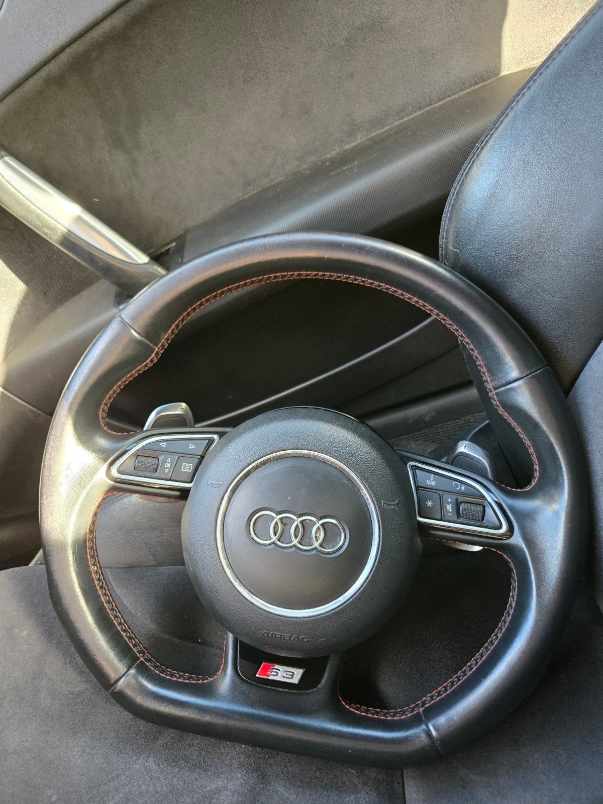 volant méplat Audi S3 8v, Autos : Pièces & Accessoires, Enlèvement ou Envoi