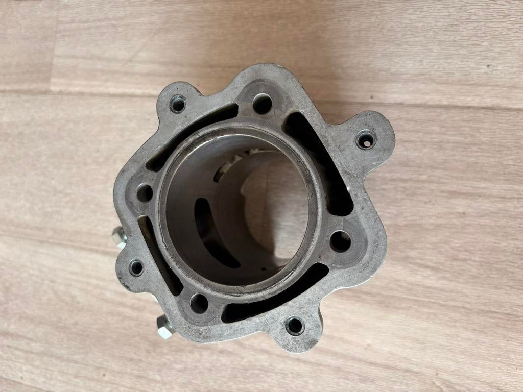 180cc stage 2 celinder  lc  kan ook apart verkocht worden, Fietsen en Brommers, Ophalen