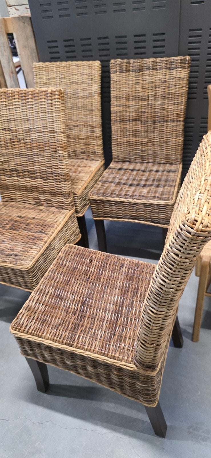 4 rotan eetkamerstoelen – landelijke stijl, Tuin en Terras, Ophalen, Rotan