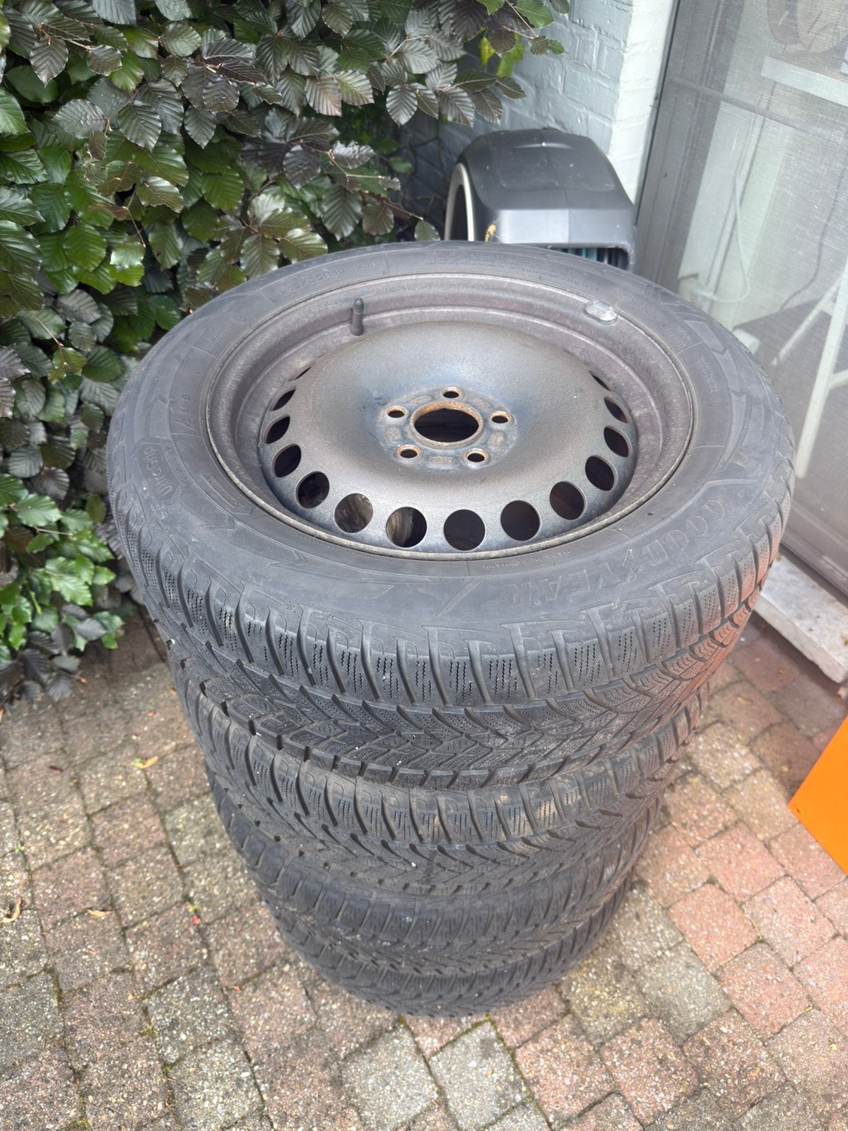 Winterset Ford Focus (2011-2018) Goodyear 215/55 R16, Auto-onderdelen, Ophalen, Gebruikt, 16 inch, Banden en Velgen