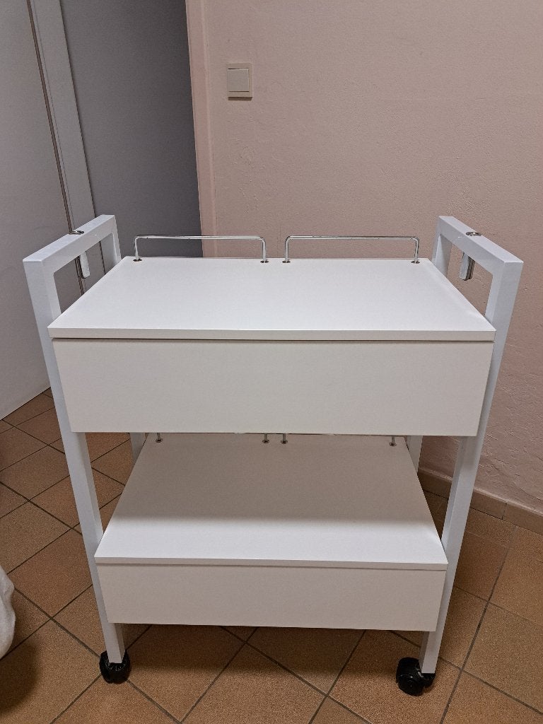 Pedicure tafel/kastje, Enlèvement, Comme neuf, Soin des mains et des pieds