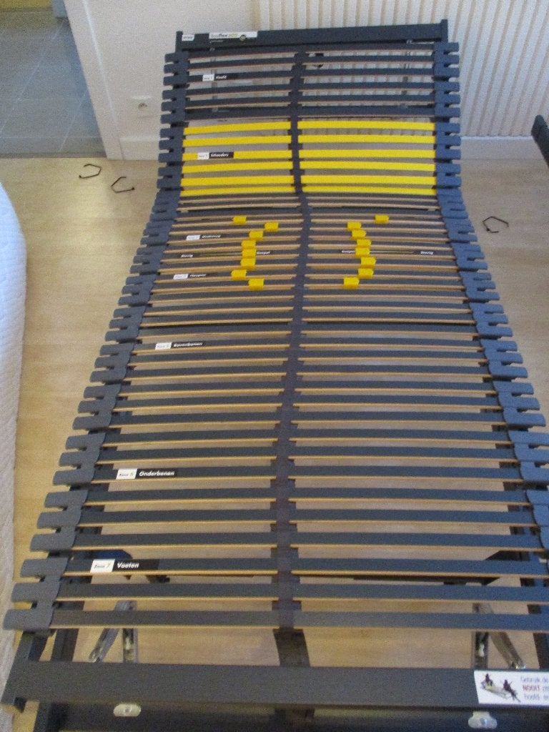 Te koop: latoflex 90x200 cm, Huis en Inrichting, Slaapkamer | Matrassen en Bedbodems, Ophalen, 90 cm, Eenpersoons, Zo goed als nieuw