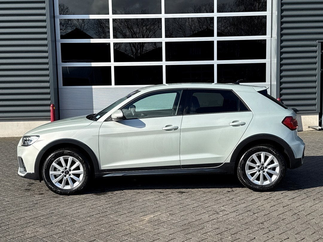 Audi A1 ALLSTREET 1.5 35 TFSI Advanced edition, camera, navi, Autos, Audi, Argent ou Gris, Achat, Entreprise, Entretenue par le concessionnaire