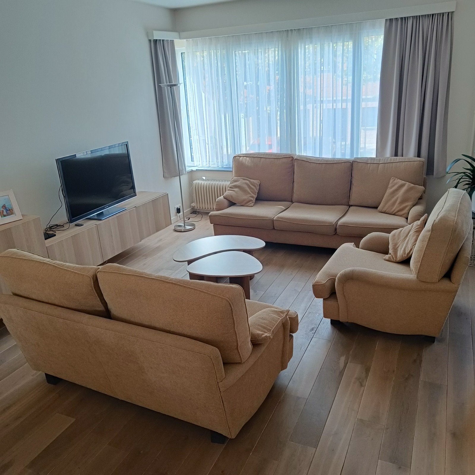 set de sièges, Maison & Meubles, Enlèvement, Utilisé, Tissus, Kleur beige, goed onderhouden, hoge rug is aangenaam