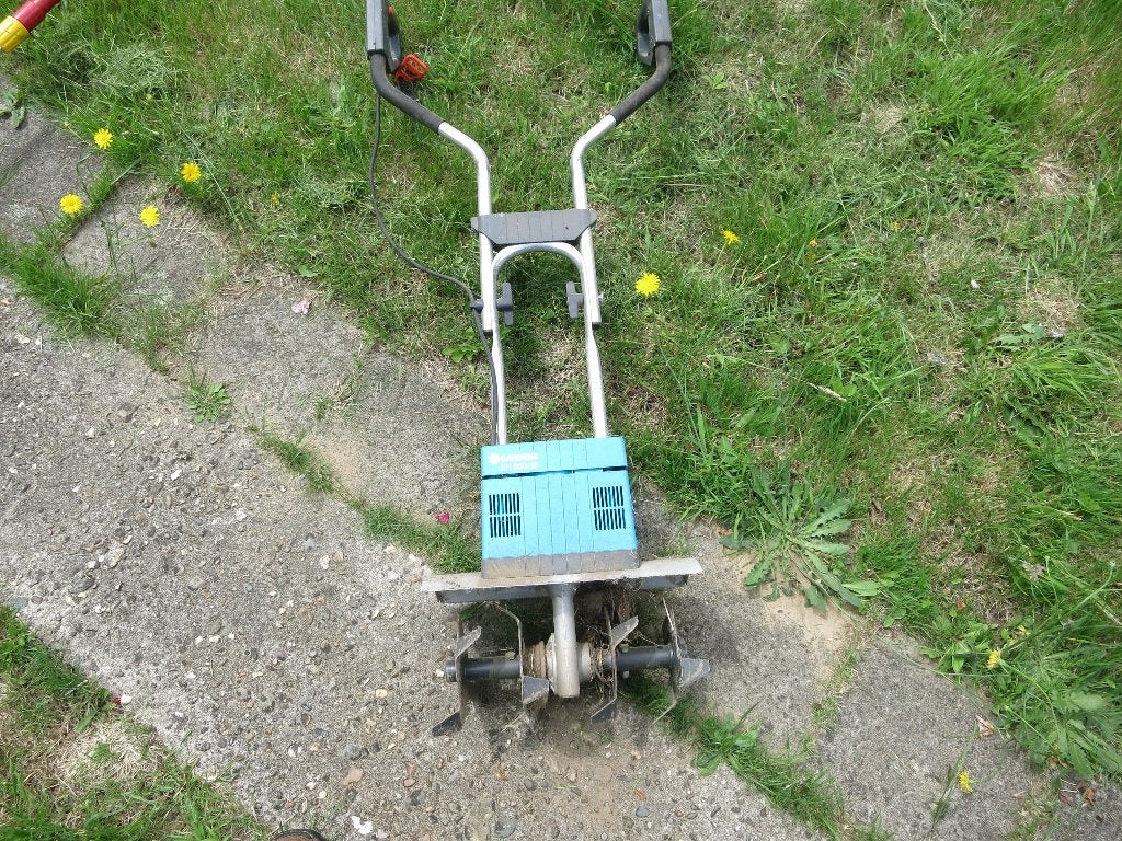 Gardena bodemfrees type  600 watt en grastrimmer Wolf, Ophalen, Gebruikt, Bovenfrees, Elektrisch