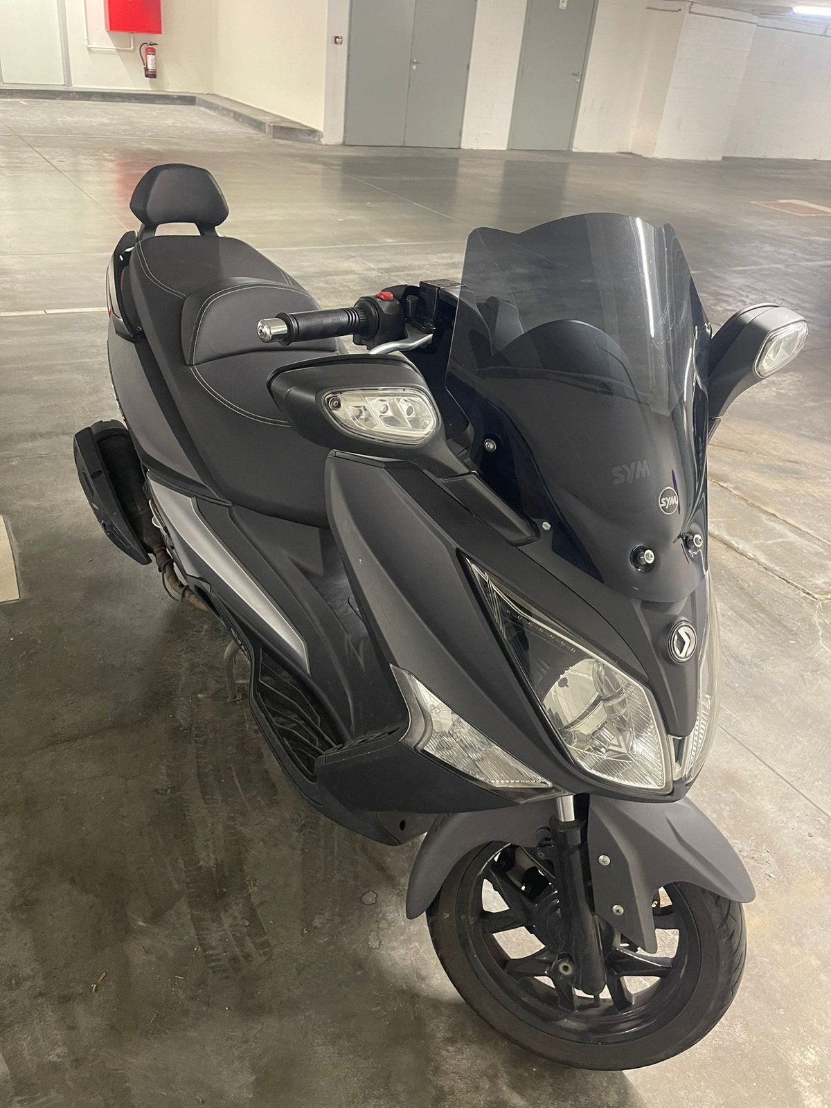 Sym GTS 125cc, Vélos & Vélomoteurs, Scooters | Yamaha, Enlèvement, Utilisé