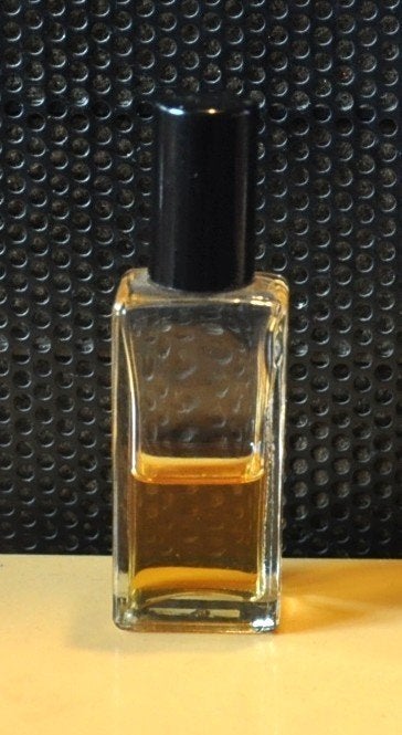 bouteille fiole parfum avon eau de cologne (27), Collections, Parfums, Enlèvement ou Envoi, Utilisé, Bouteille de parfum