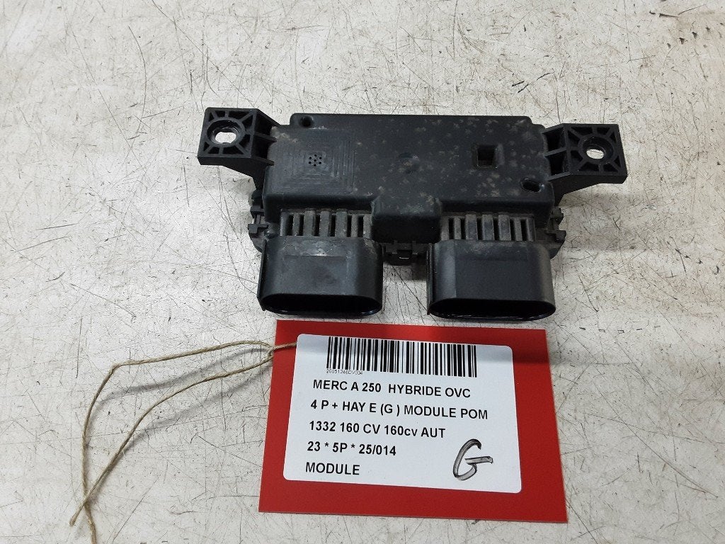 UNITE ELECTRONIQUE Mercedes-Benz A (177.0) (A0009008214), Mercedes-Benz, Mevr. I. Hauben, Utilisé, Rue de l'Espoir 34 34
4030  GRIVEGNÉE, BE