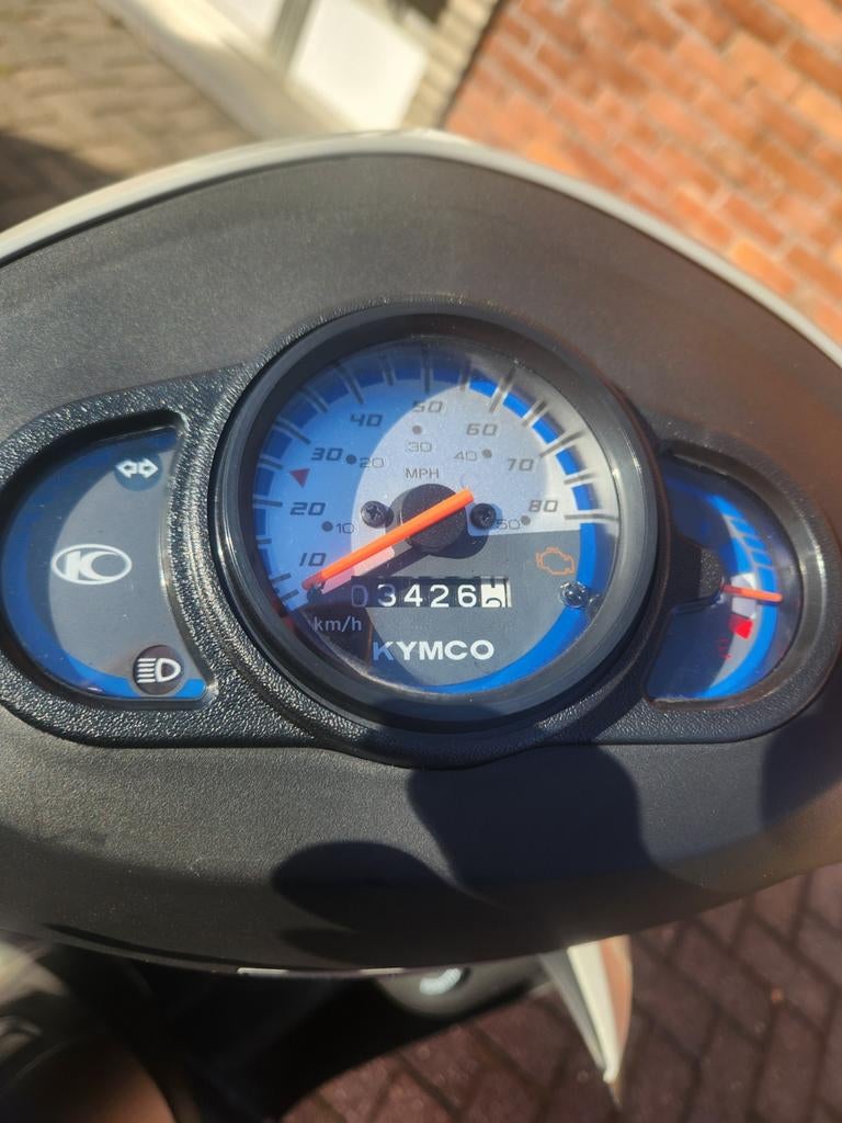 Kymco scooter klasse A nieuwstaat . Weg wegens rijbewijs, Kymco, 49 cm³, Comme neuf, Enlèvement