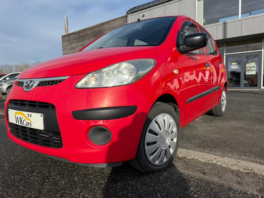 Hyundai I10 in benzine slechts 57.000km, Autos, Hyundai, Rouge, Achat, Noir, 5 portes