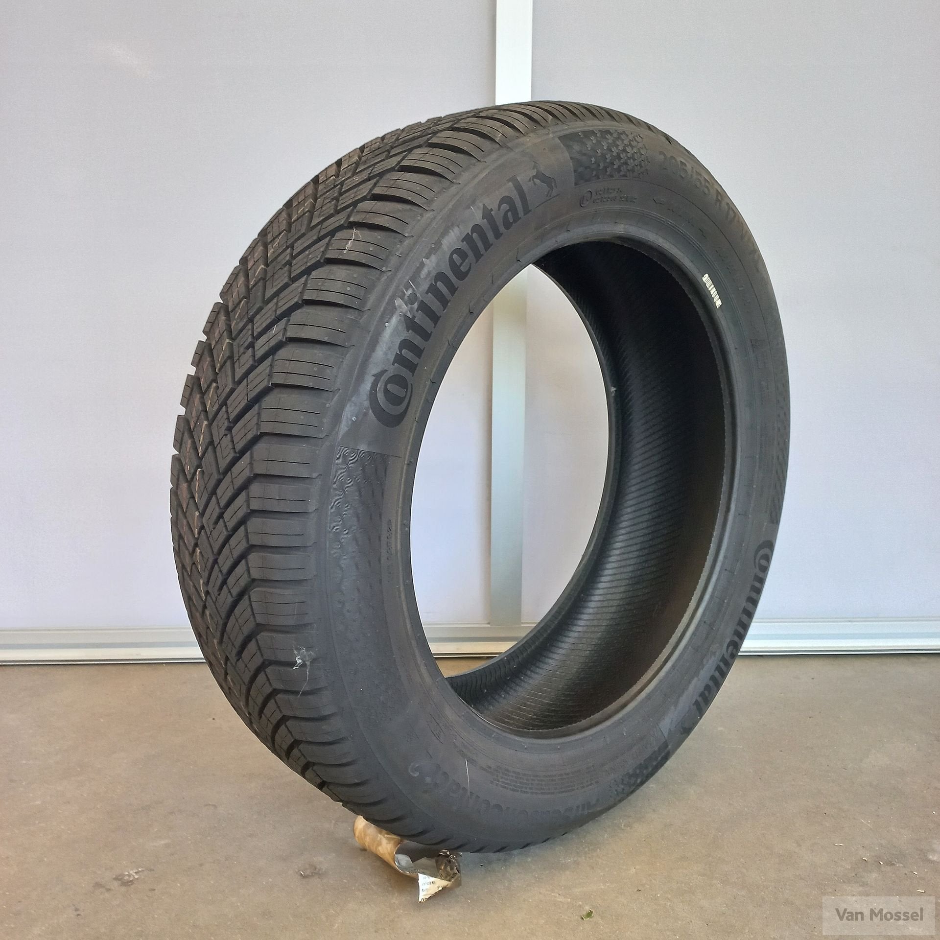 Continental ALLSeason Contact 2 205/55/R17 95V, Autos : Pièces & Accessoires, Pneus & Jantes, 4 Saisons, Véhicule de tourisme