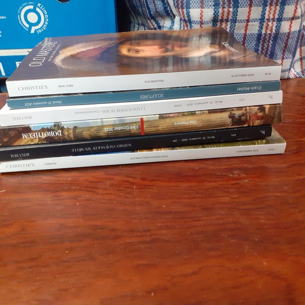 12 kunst en antiek boeken, Ophalen