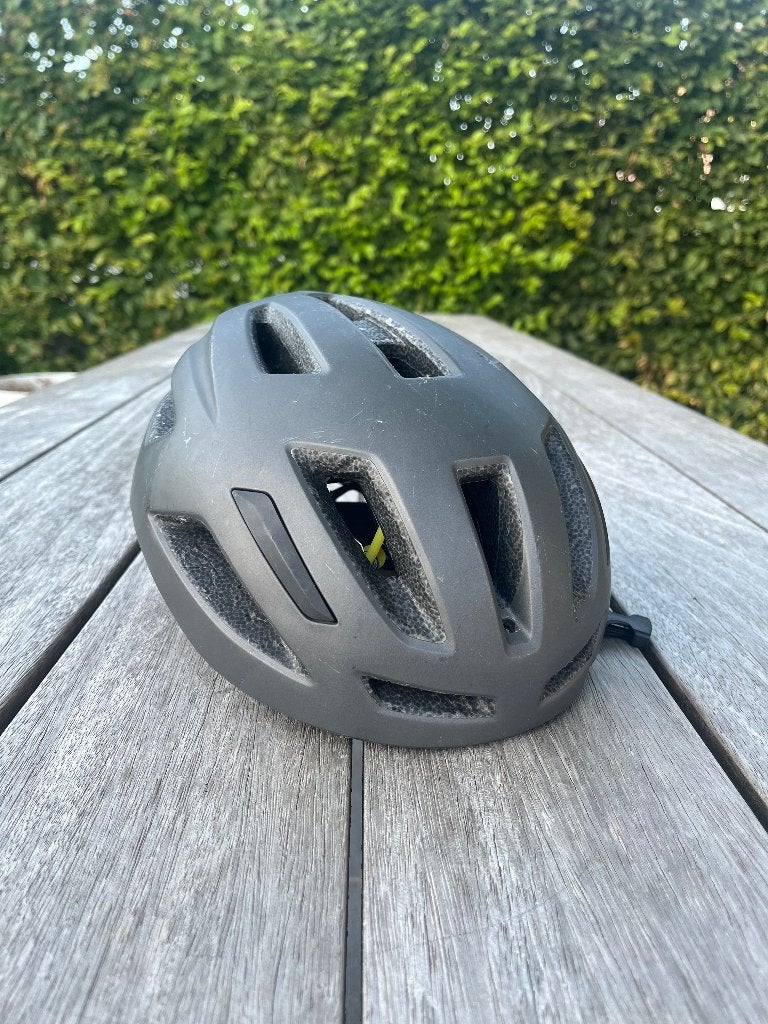 Kinderhelm, Fietsen en Brommers, Fietsaccessoires | Fietshelmen, Specialized, Gebruikt, Jongen of Meisje, Overige maten