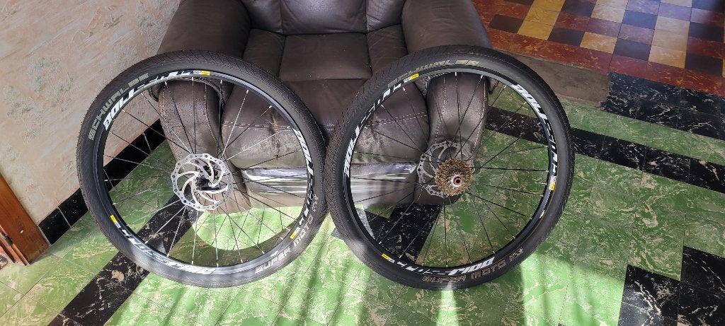 A vendre 2 roues vtt Mavic Crossride, Vélos & Vélomoteurs, Enlèvement, Utilisé
