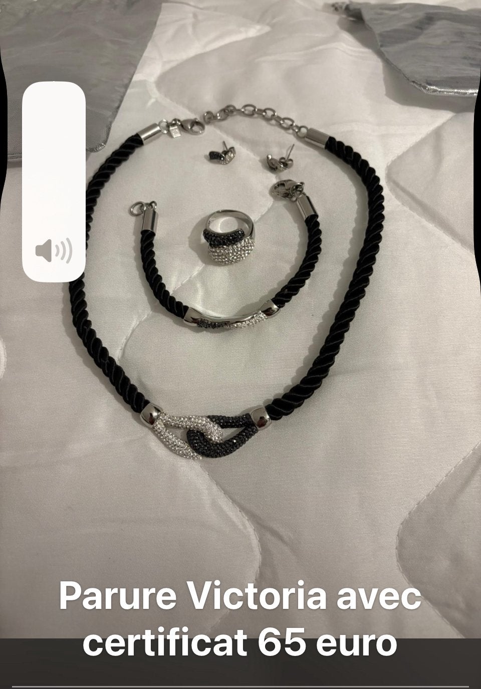Parure victiria, Handtassen en Accessoires, Armbanden, Ophalen, Staal, Zwart, Nieuw