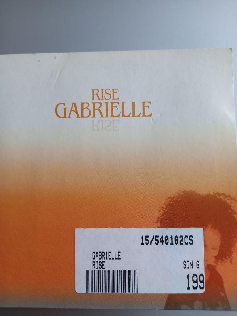 Lève-toi Gabrielle, Enlèvement ou Envoi
