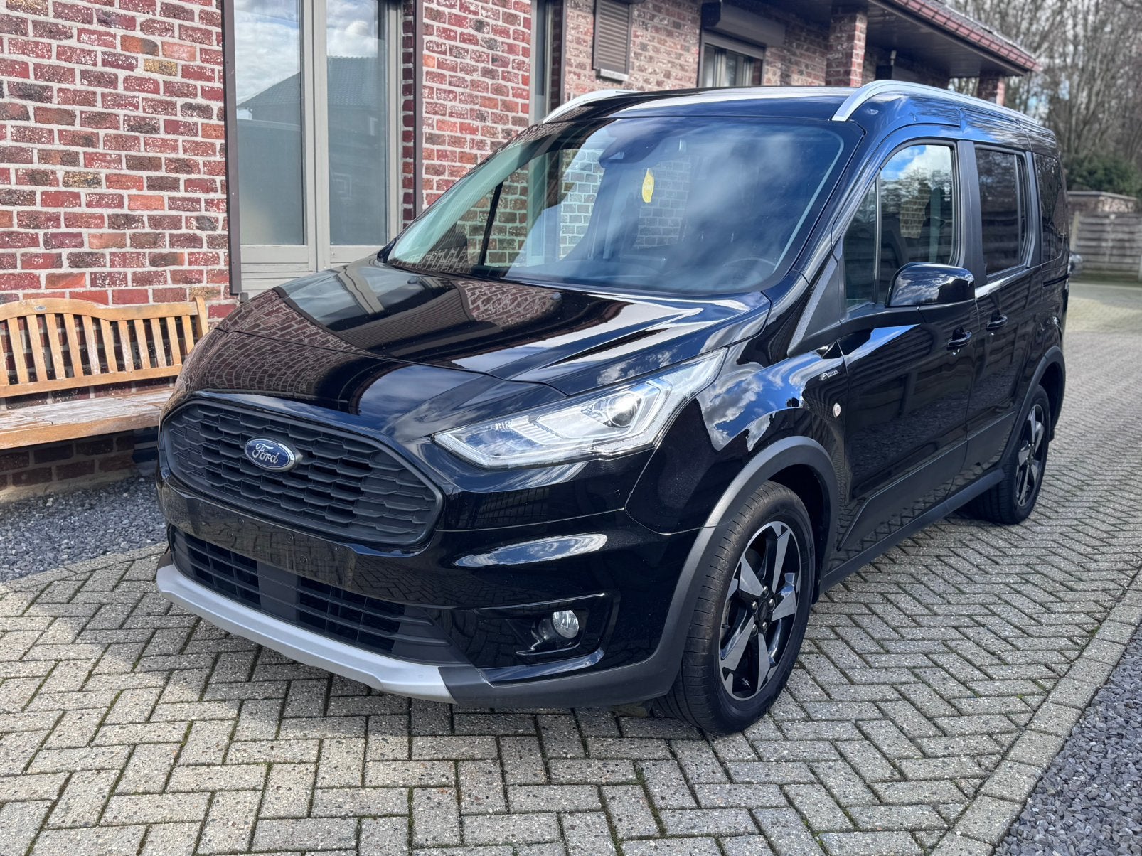 Ford Transi Connect tourneo 1.5, Autos, Ford, Entreprise, Achat, Tourneo Connect, Caméra de recul, Diesel, Boîte manuelle, Enlèvement