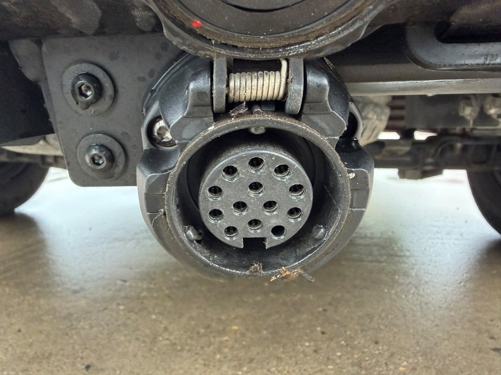Nissan Interstar (Stock ID 40401) — 16