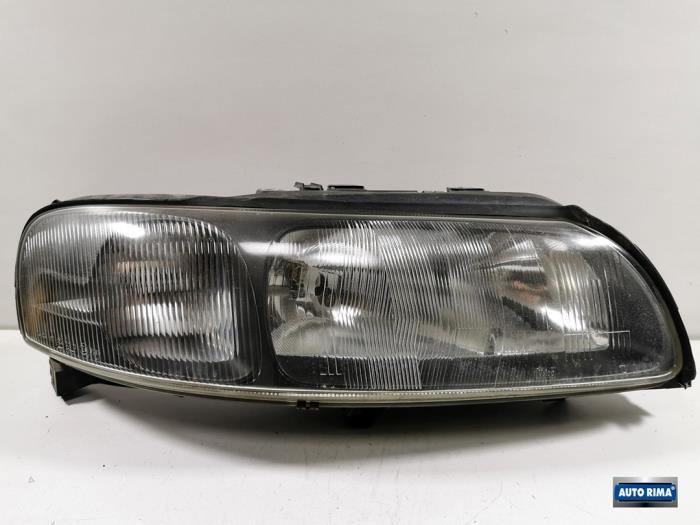 Phare droit d'un Volvo V70, -, 3 mois de garantie, -, -