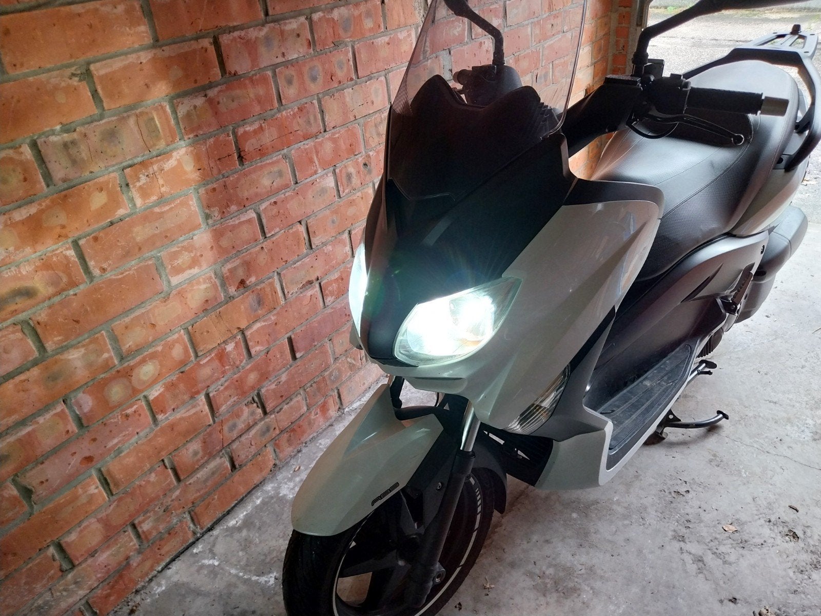 Yamaha Xmax 125cc, Motoren, Particulier