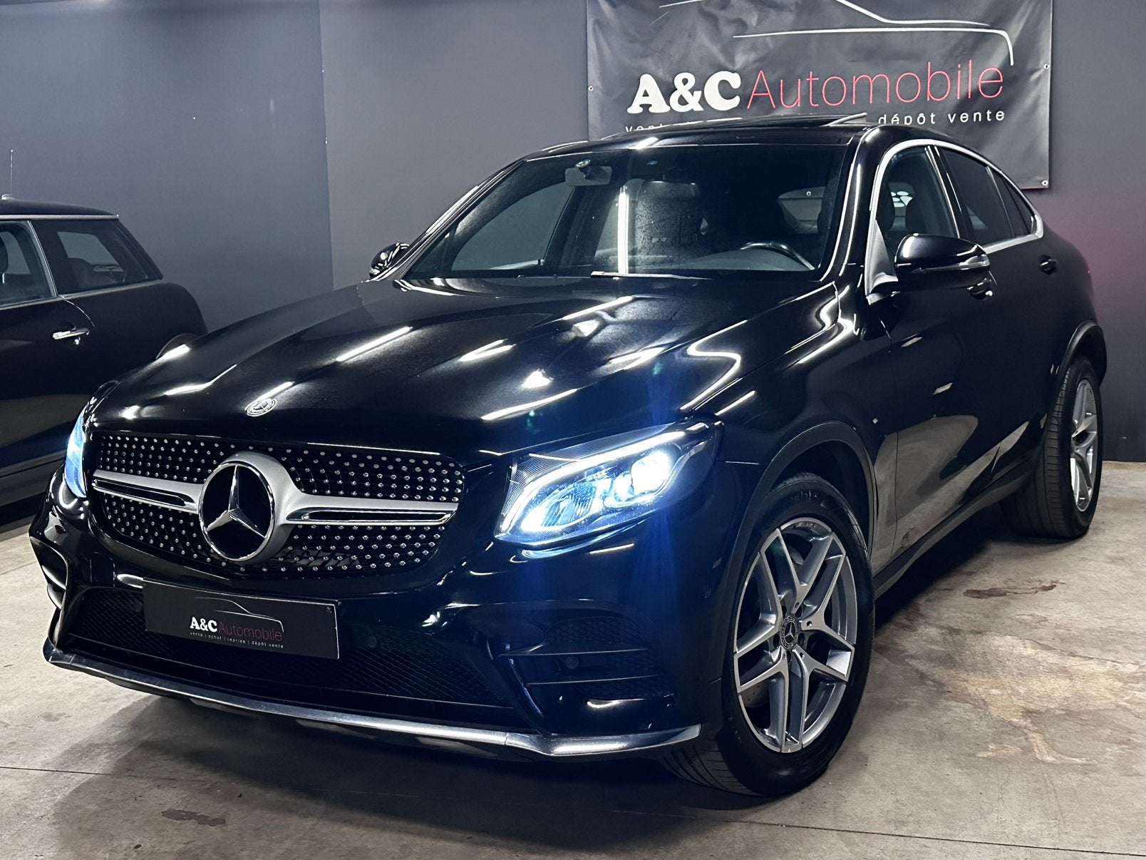 Mercedes GLC 220d pack Amg Coupe, Auto's, 4 cilinders, Zwart, 120 kW, SUV of Terreinwagen