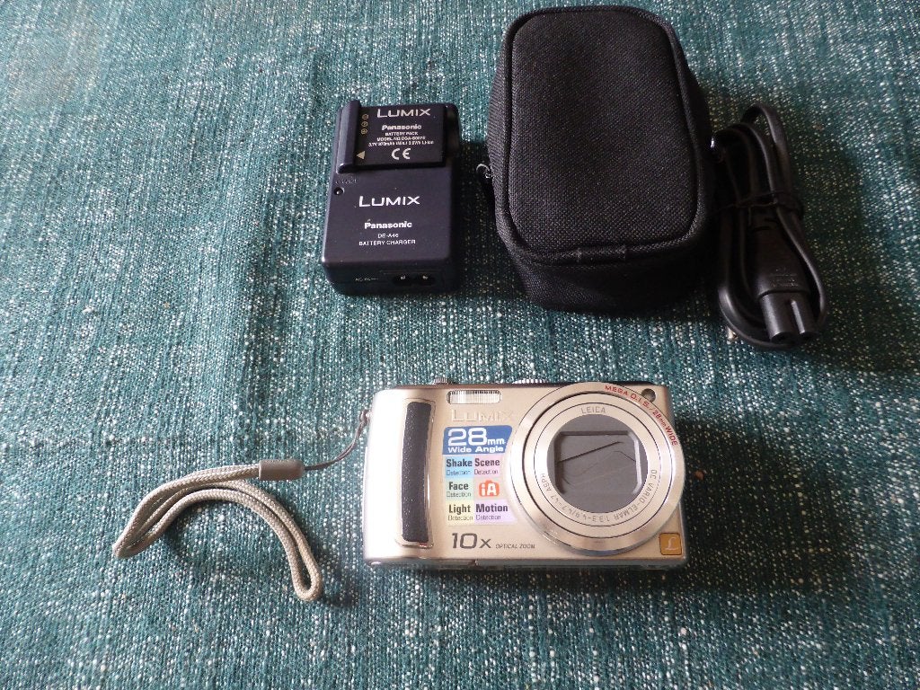 Panasonic Lumix DMC-7Z4, TV, Hi-fi & Vidéo, Appareils photo numériques, Enlèvement ou Envoi, Utilisé, Appareil photo compact, Panasonic