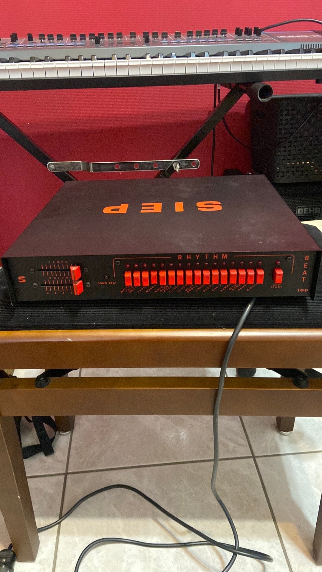 SIEP Beat 100, Muziek en Instrumenten, Ophalen, Zo goed als nieuw
