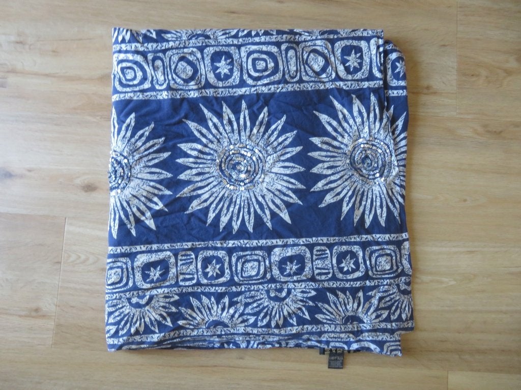 Foulard Frangi, Frangi, Enlèvement, Comme neuf