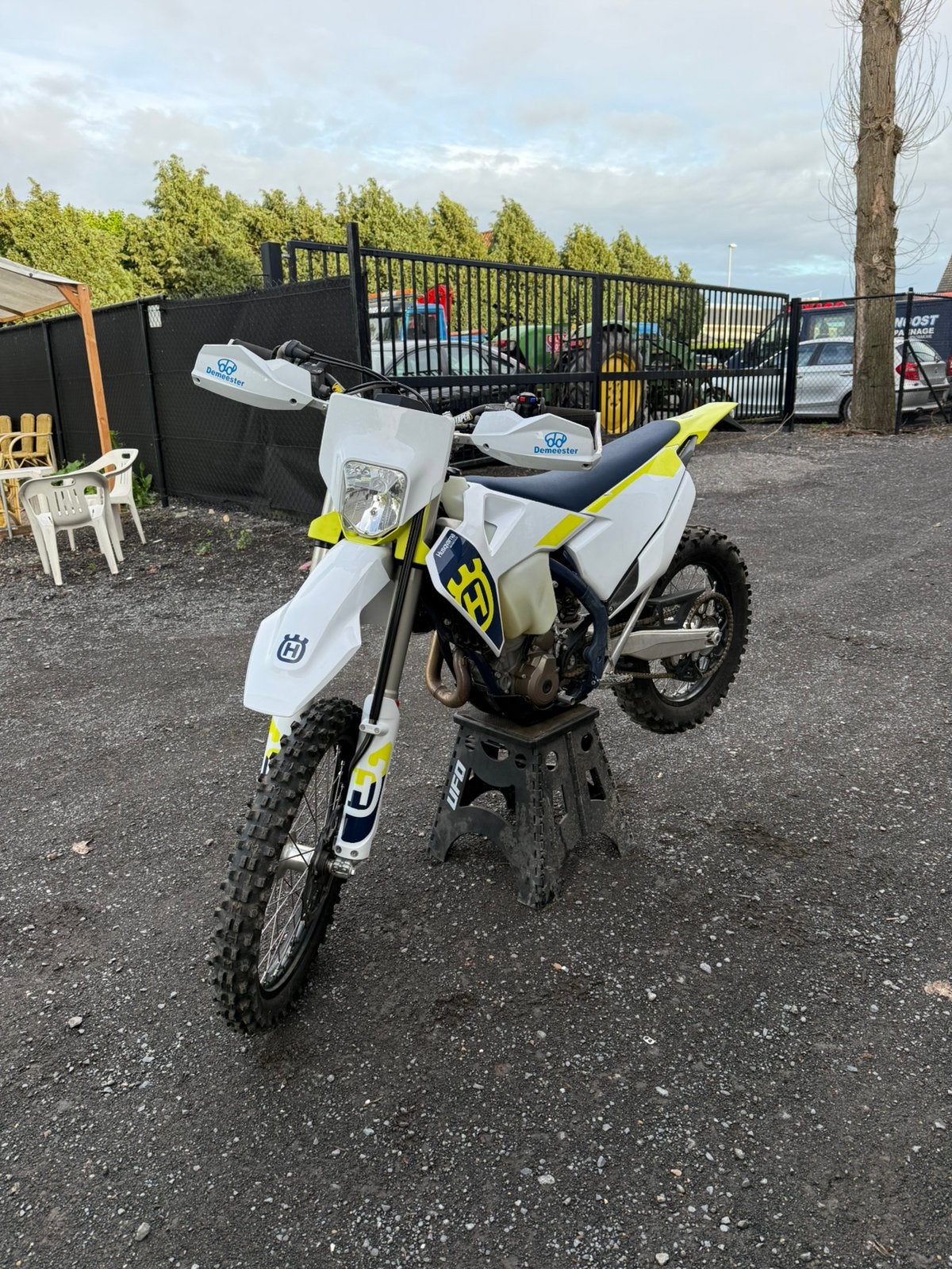 Husqvarna FE250 enduro, Fietsen en Brommers, Ophalen of Verzenden, Zo goed als nieuw