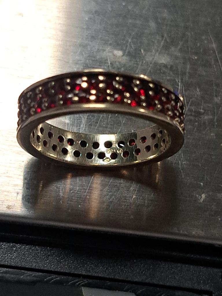 Bague en platine 900 et 4g taille 58, Bijoux, Sacs & Beauté, Bagues, Enlèvement ou Envoi, Rouge