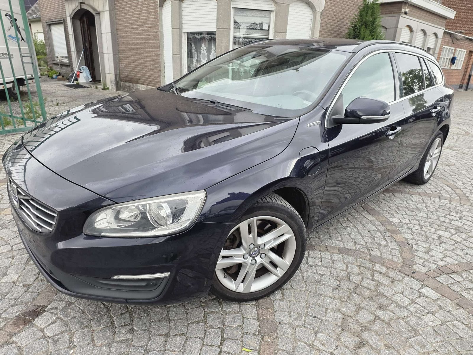 Volvo v60 2.4 diesel hybride volledig opties, Auto's, Automaat, Blauw, 5 deurs, Onderhoudsboekje