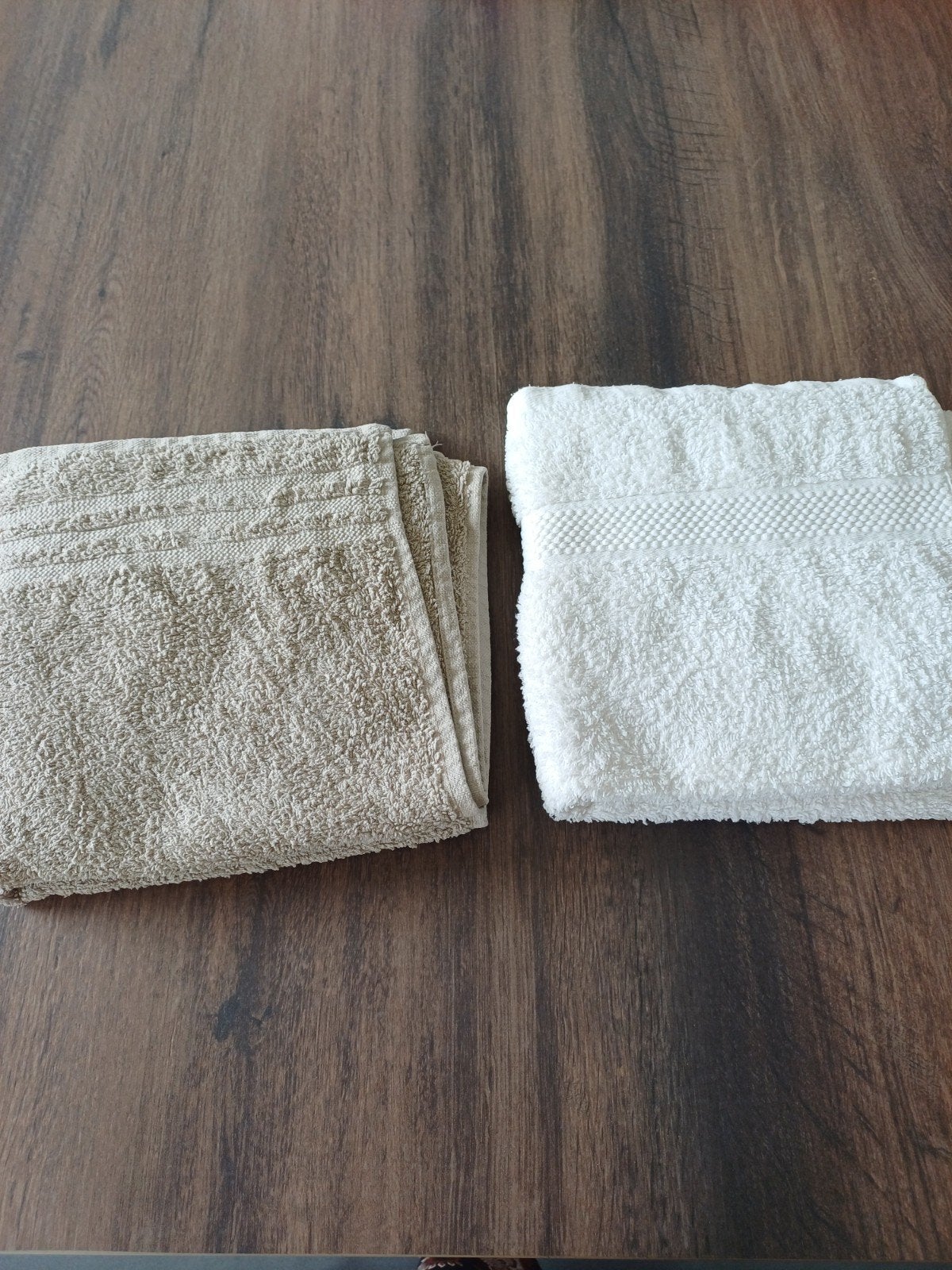 2 handdoeken, Ophalen of Verzenden