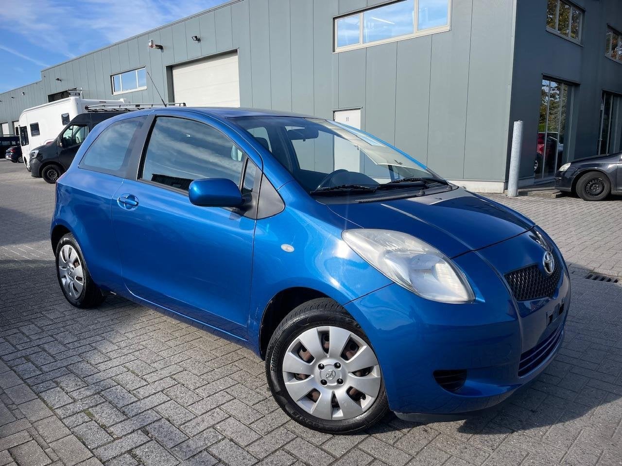 Toyota Yaris 1.0 Benzine | 3 deurs | 1 JAAR GARANTIE, Autos, Toyota, Achat, Entreprise, 69 ch, Boîte manuelle