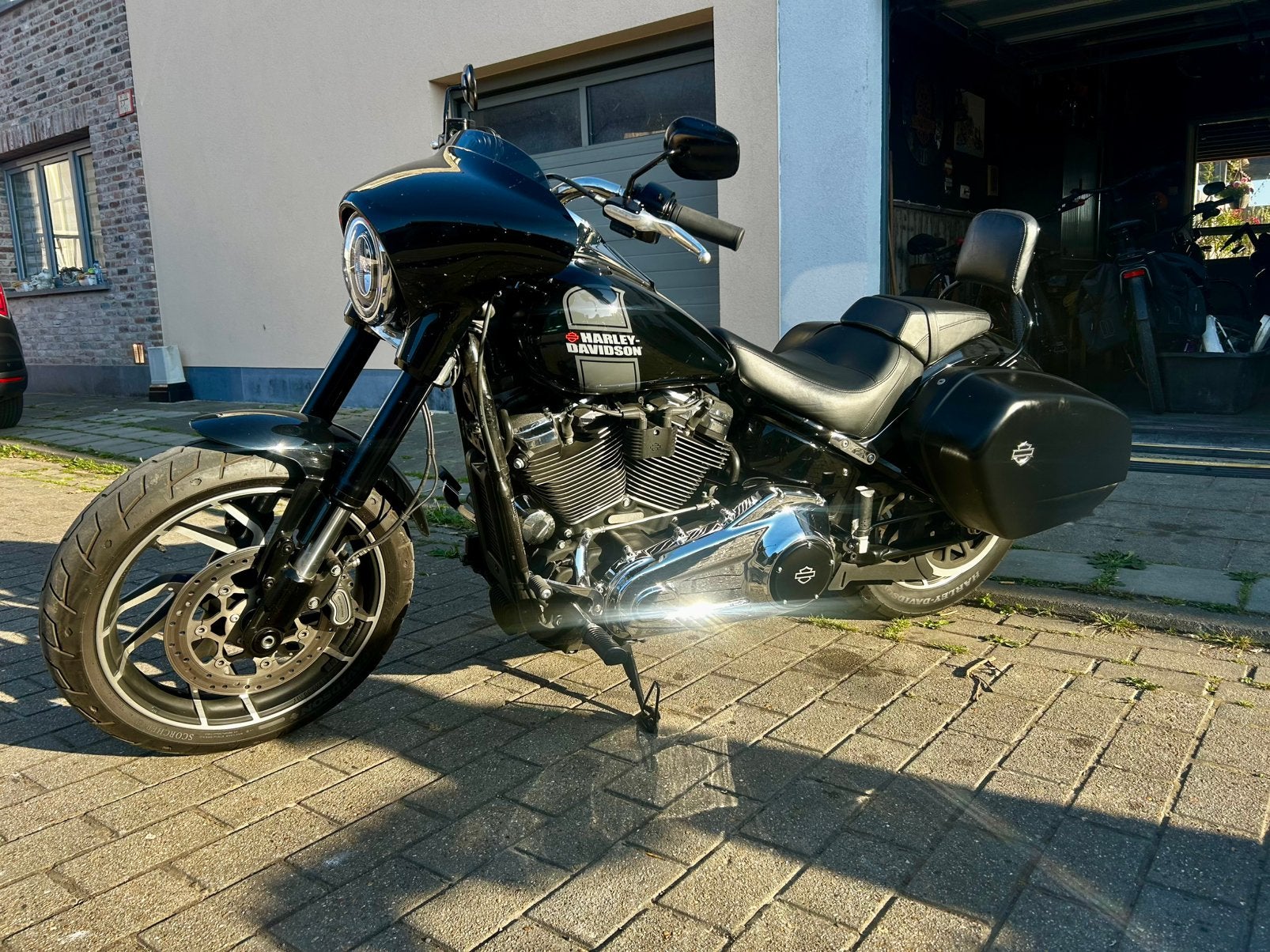 In nieuwstaat Sport Glide, 2 cilinders, Bedrijf, Toermotor