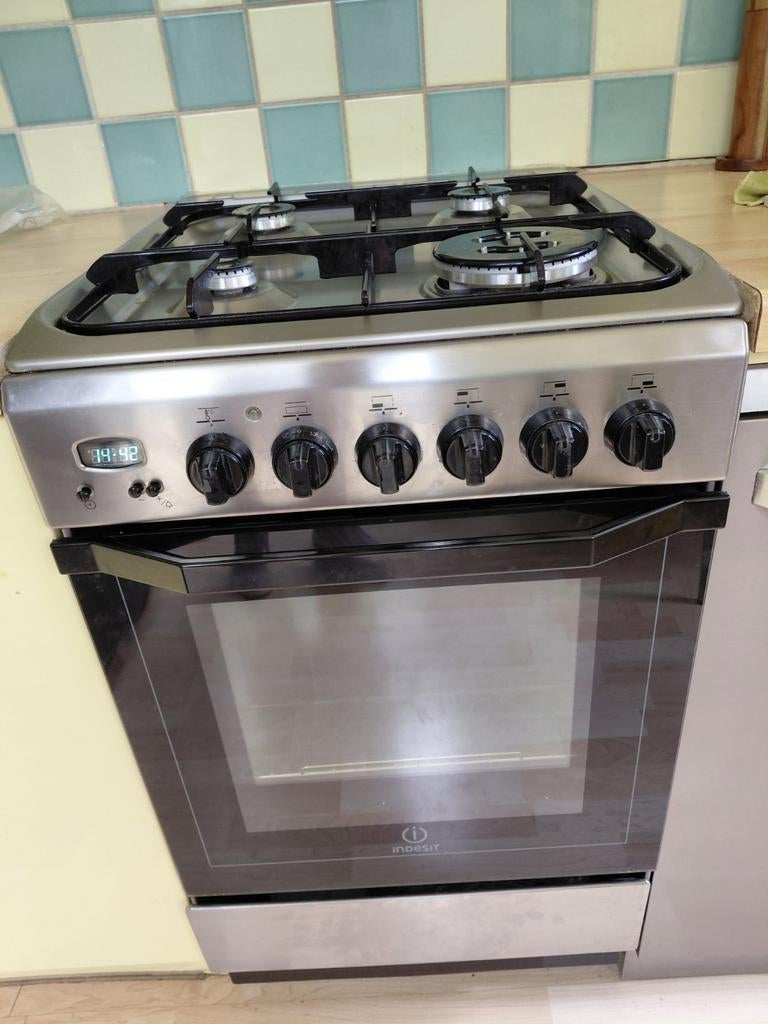 Gasfornuis met oven, Ophalen