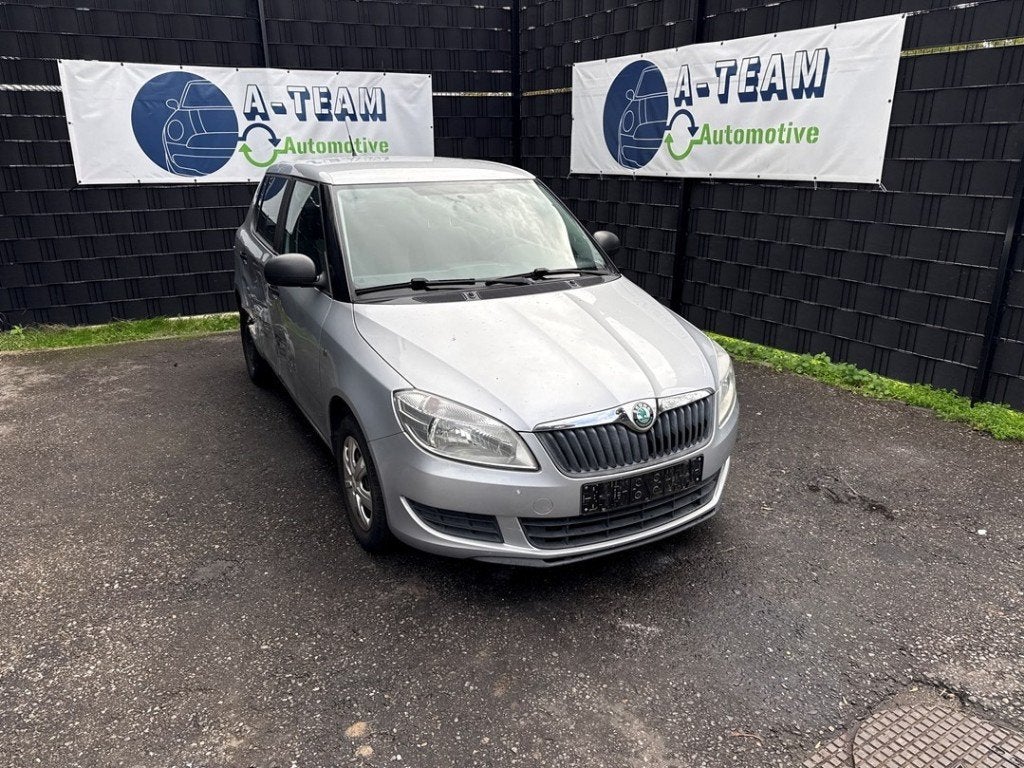 BOITE DE VITESSES MANUELLE Skoda Fabia II (5J), Autos : Pièces & Accessoires, Utilisé, Info@skoda-auto.de, Skoda, Max-Planck-Straße  3-5
64331  Weiterstadt, DE