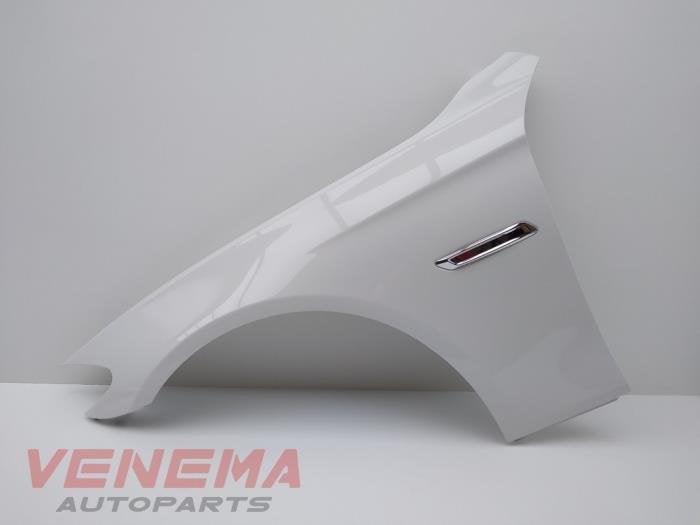 Scherm links-voor van een BMW 5-Serie (300), 12 maanden garantie, Gebruikt, -, -