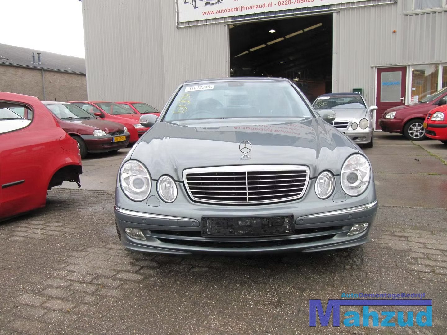 2004 MERCEDES W211 plaatwerk carrosserie portier dorpel dak, Auto-onderdelen, Gebruikt, Mercedes-Benz AG, Mercedes-Benz, Mercedesstrasse 120
70372  Stuttgart, DE