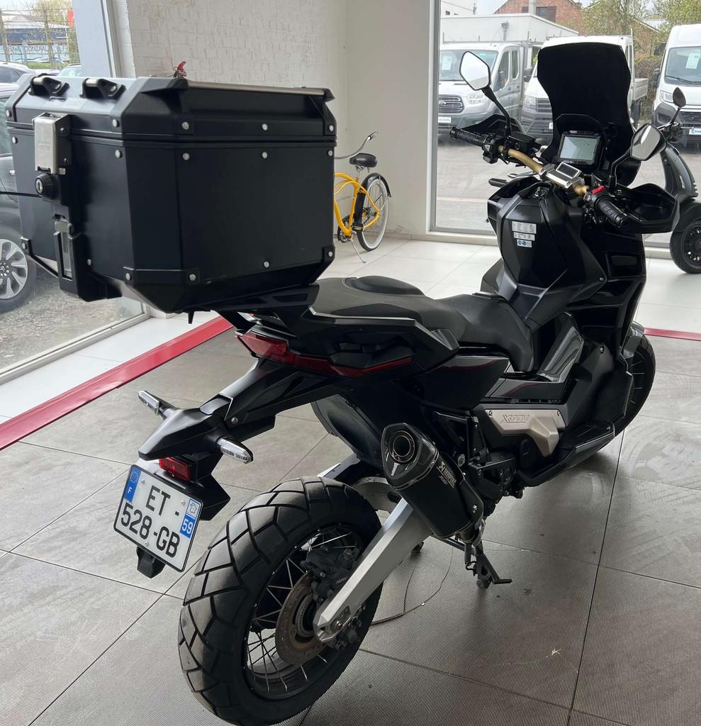 Honda X-ADV AKRAPOVIC 8.579KMS GAR 12M, Scooter, Entreprise, Plus de 35 kW, Éclairage LED