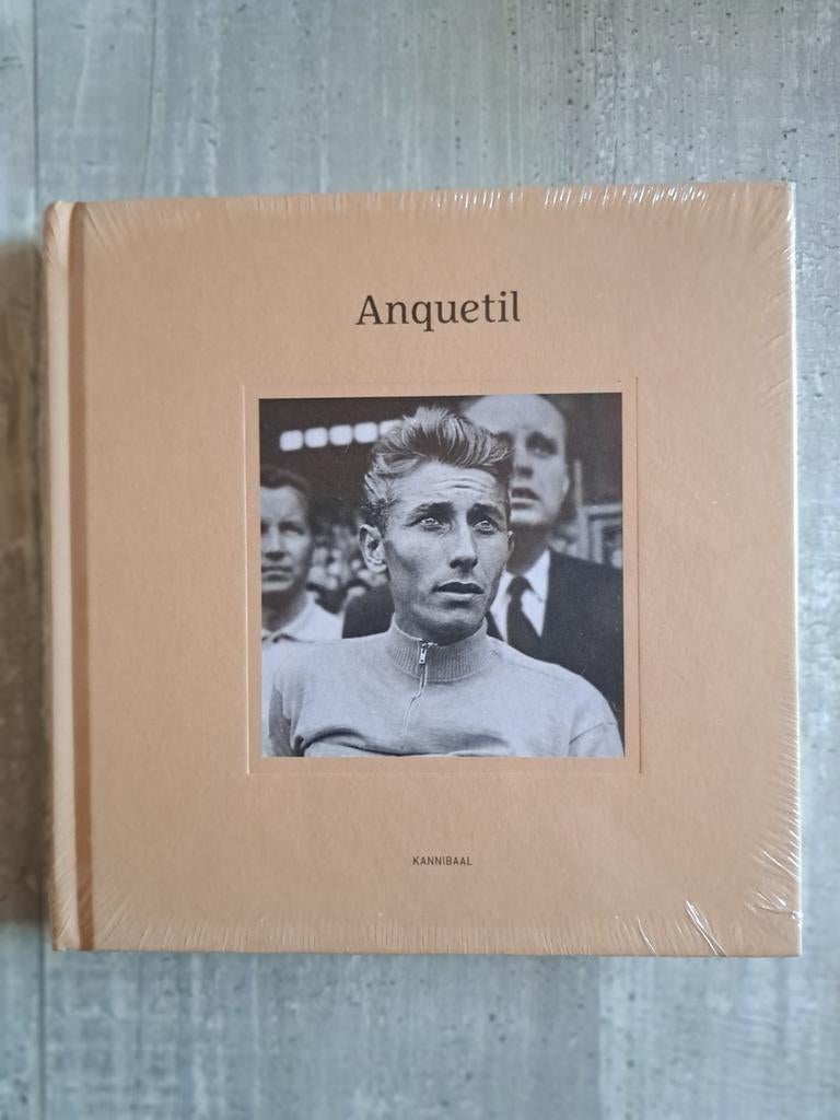 wielrennen: biografie Jacques ANQUETIL, Ophalen of Verzenden, Nieuw, Lopen en Fietsen