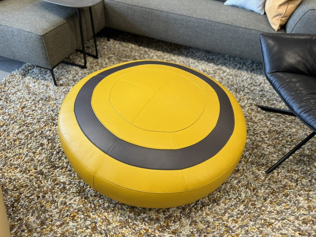Nieuwstaat Leolux Saturn Hocker Geel Poef Design D100, Leolux, Info@leolux.nl, Rond, Leer