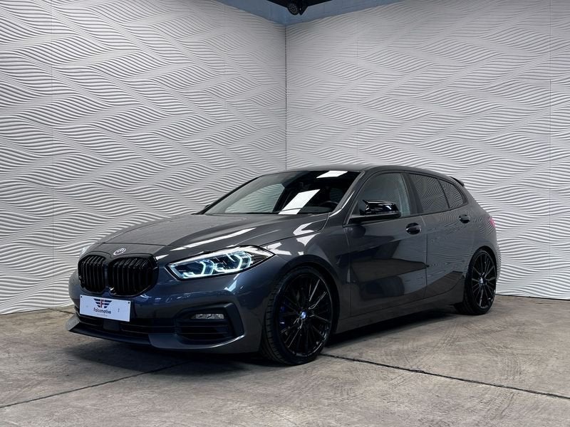 BMW Série 1 118i*AUT*M-STYLING*CARPLAY*CRUISE*LED*, Argent ou Gris, Achat, Euro 6, Entreprise