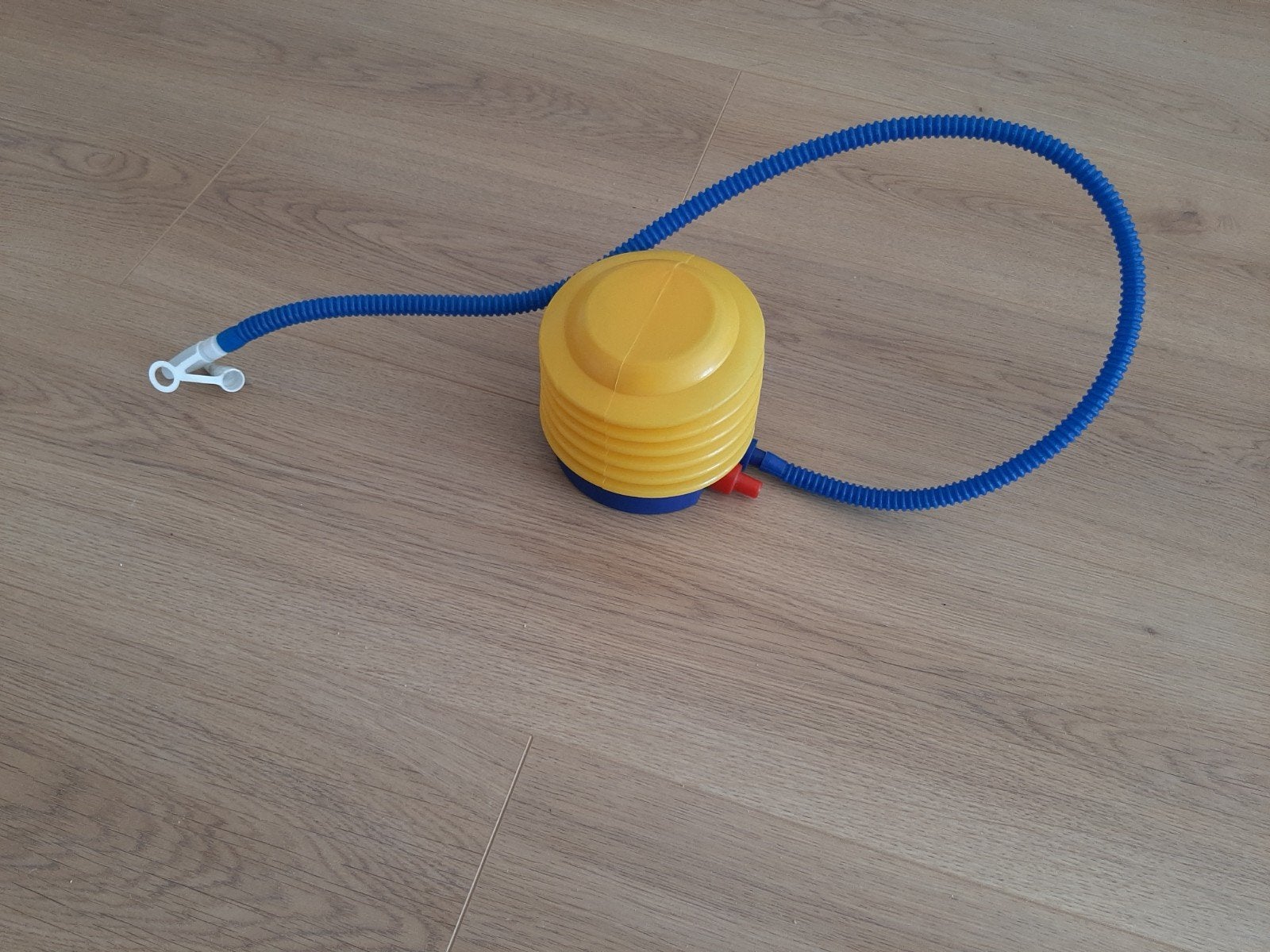 Inflator voor voetpomp