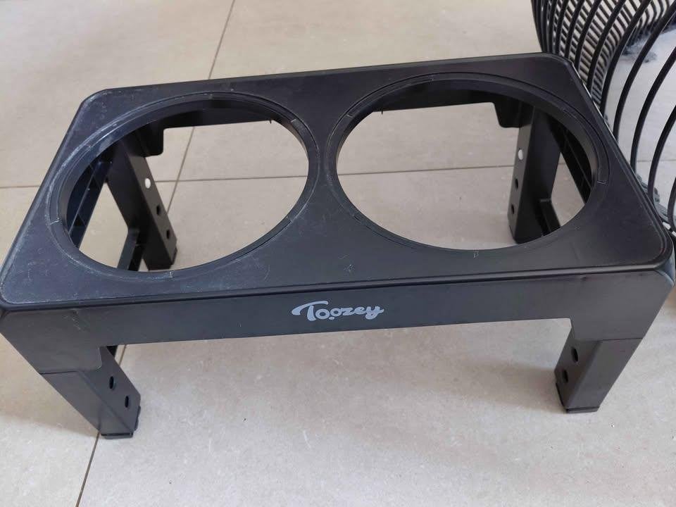 Un porte gamelle pour chien, Ophalen, Zo goed als nieuw, Voer-/drinkbak