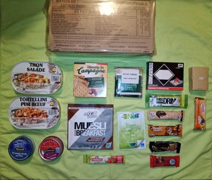 caisses de 12 Rations RICR, Collections, Enlèvement