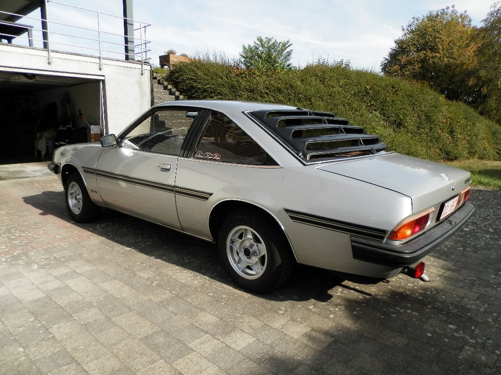 OPEL MANTA 16S (Berlijn), 4 cilinders, 1600 cc, 1010 kg, Particulier