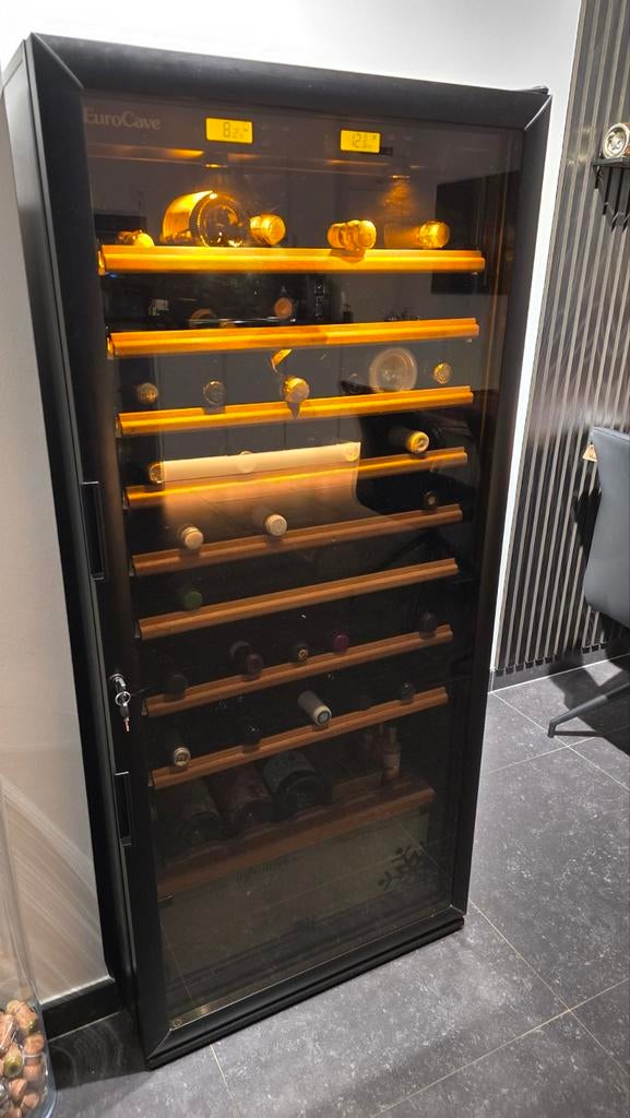 EuroCave Classic 2 Temp D183 – Topconditie & Complete Set, Elektronische apparatuur, Ophalen, 60 cm of meer, Zo goed als nieuw