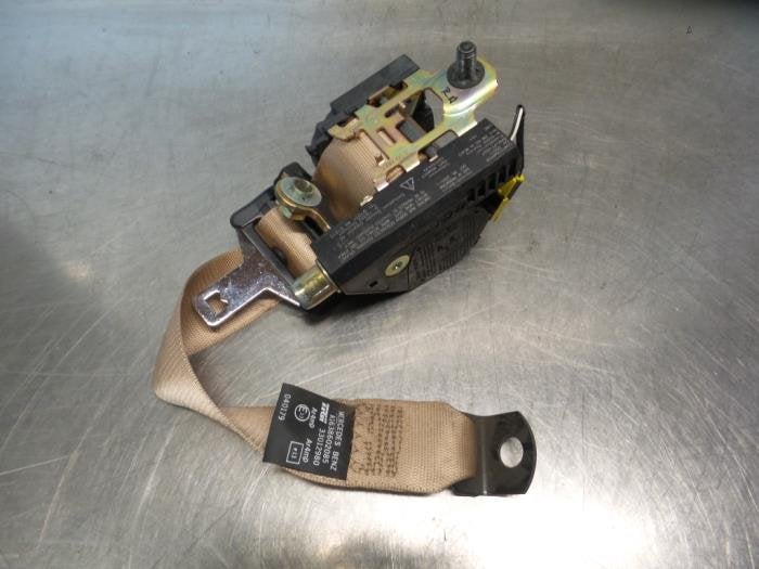 Ceinture de sécurité arrière droite d'un Mercedes ML-Klas, Autos : Pièces & Accessoires, Habitacle & Garnissage, Mercedes-Benz